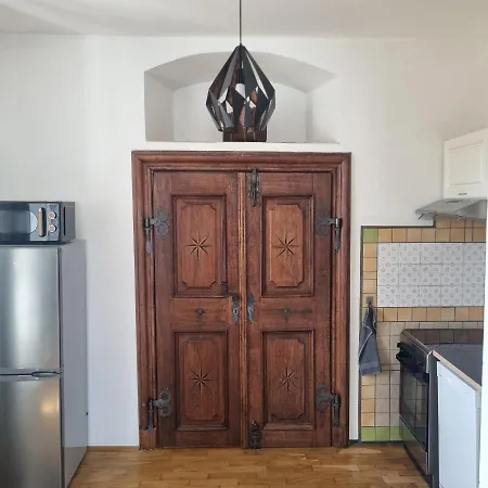 Lucia - 4 Апартаменты