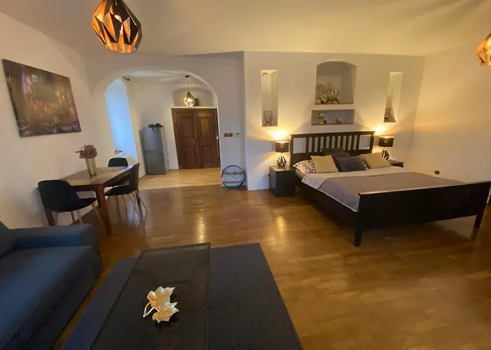 Апартаменты Lucia - 4 Пльзень