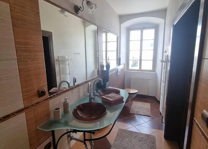 Lucia - 4 Апартаменты *