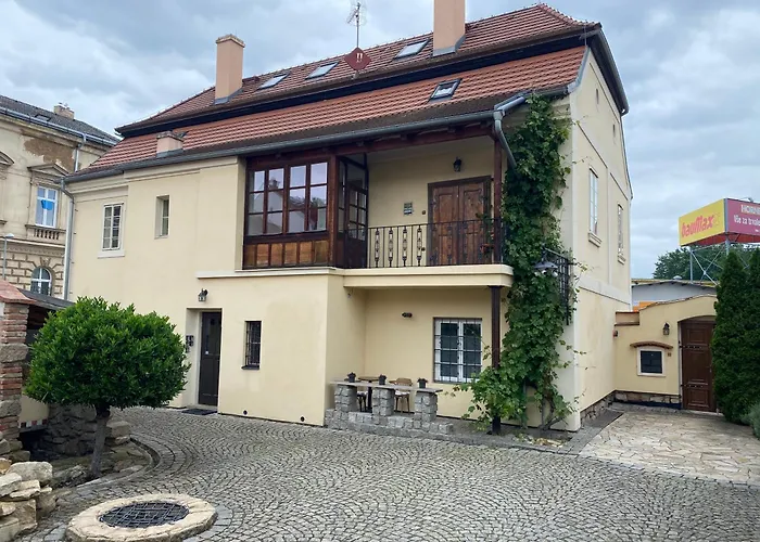 Lucia - 4 Апартаменты *