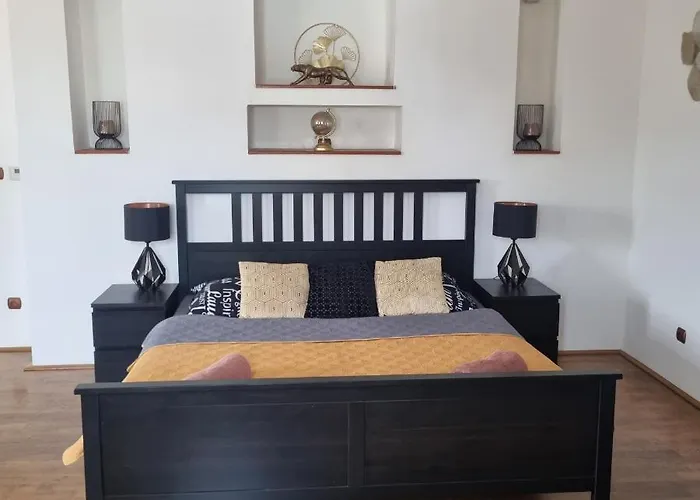 Apartment Lucia - 4 Plzen